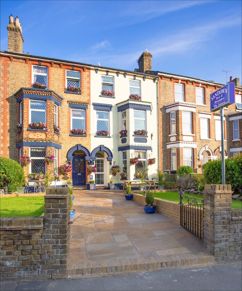 Sandown & The Annexe Bed and Breakfast in Dover