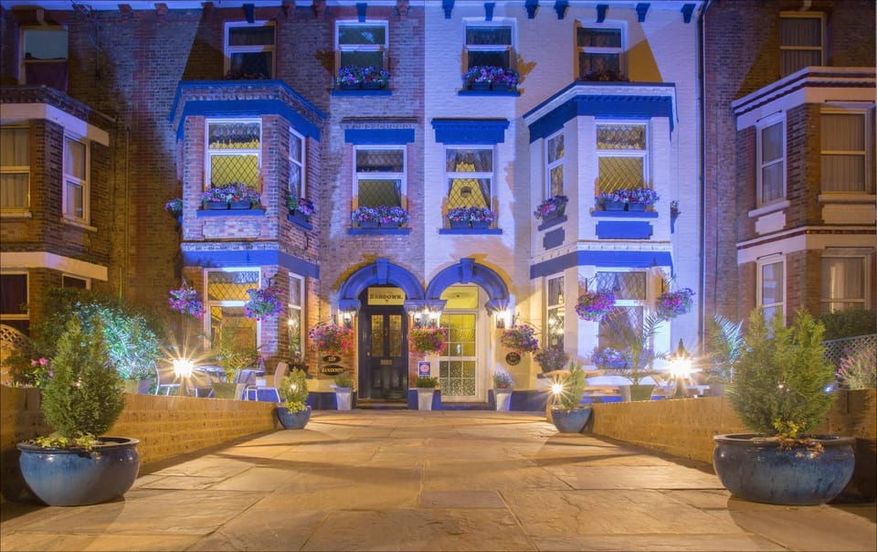Sandown & The Annexe Bed and Breakfast in Dover
