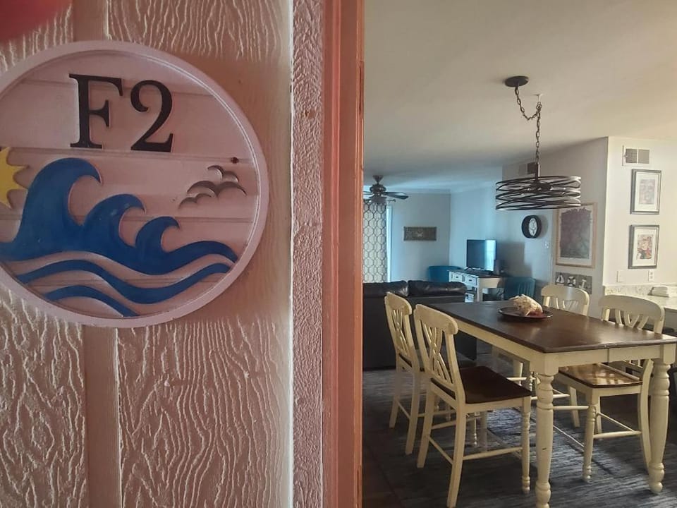 The Beach is Only Steps Away (F2) BEACHFRONT - Sleeps 8 House in West Beach