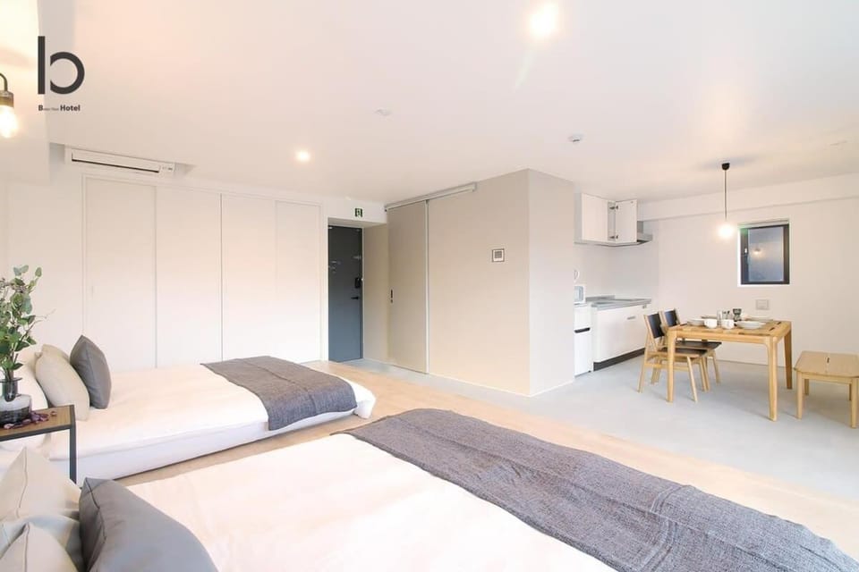 b hotel Heiwaodori 201 - New Apt in Famous Hiroshima Dori Max 6p Apartment in Hiroshima