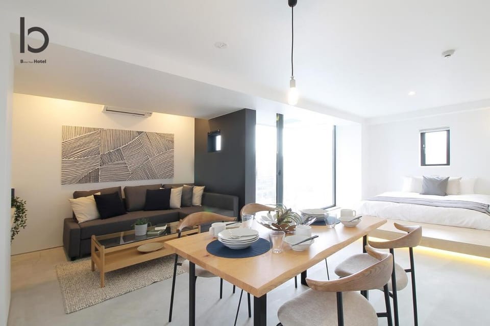 b hotel Heiwaodori 801 - New Apt in Famous Hiroshima Dori for 6p Apartment in Hiroshima