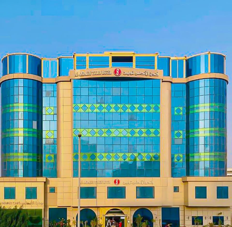 Property building, Day