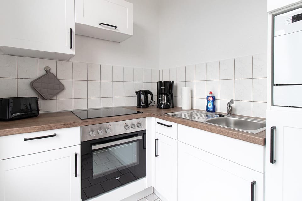 Coffee/tea facilities, Kitchen or kitchenette