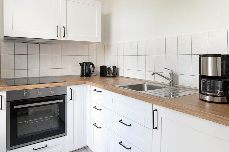 Coffee/tea facilities, Kitchen or kitchenette