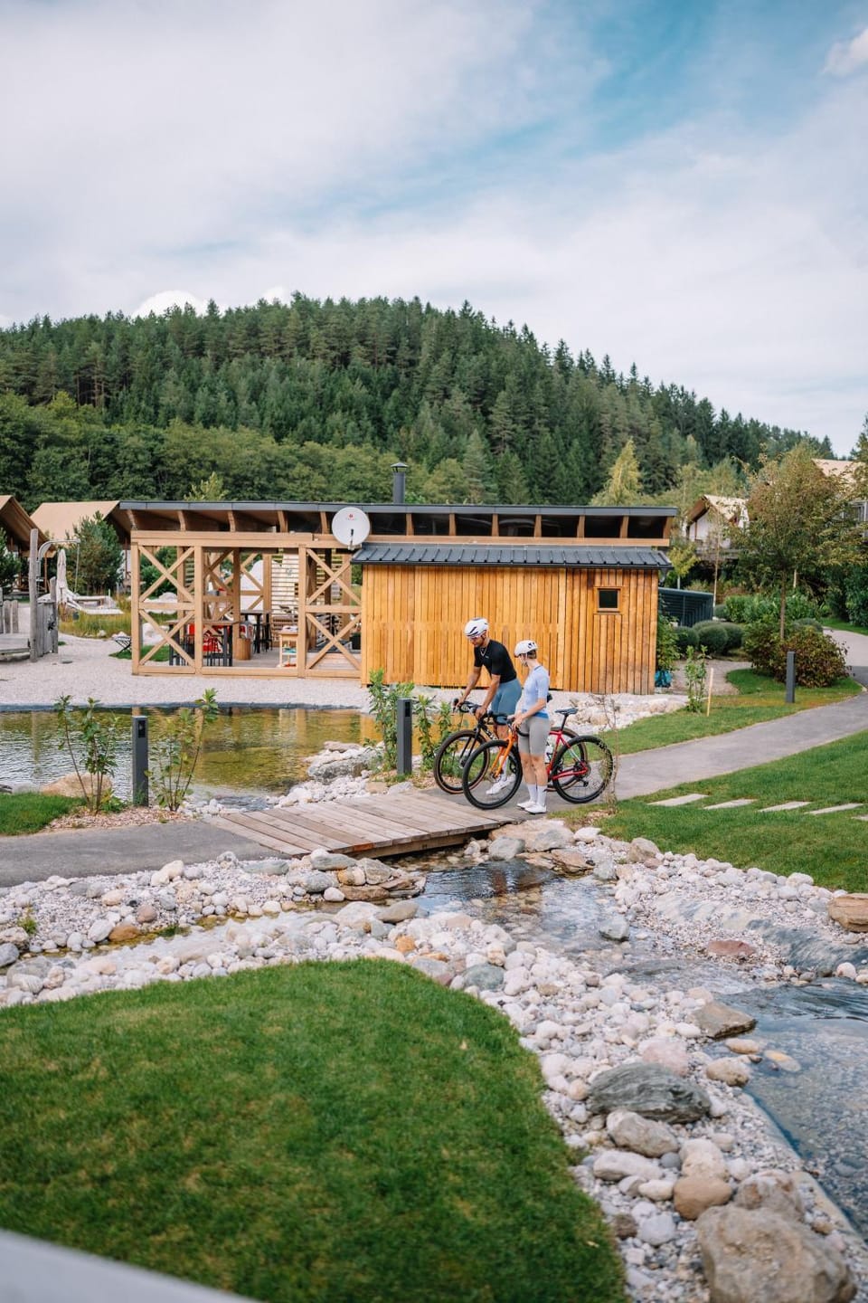 Lakeside Petzen Glamping Resort in Carinthia, Austria