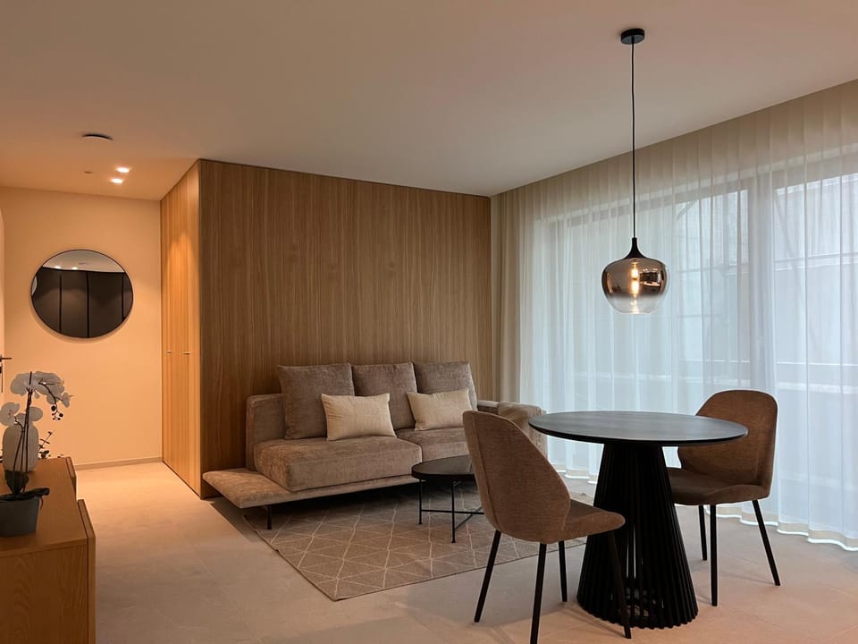 Living room, Seating area, Dining area
