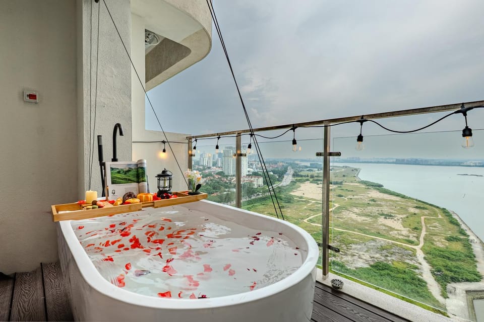 Country Garden Seaview Suite by Nest Home at Danga Bay Apartment in Johor Bahru