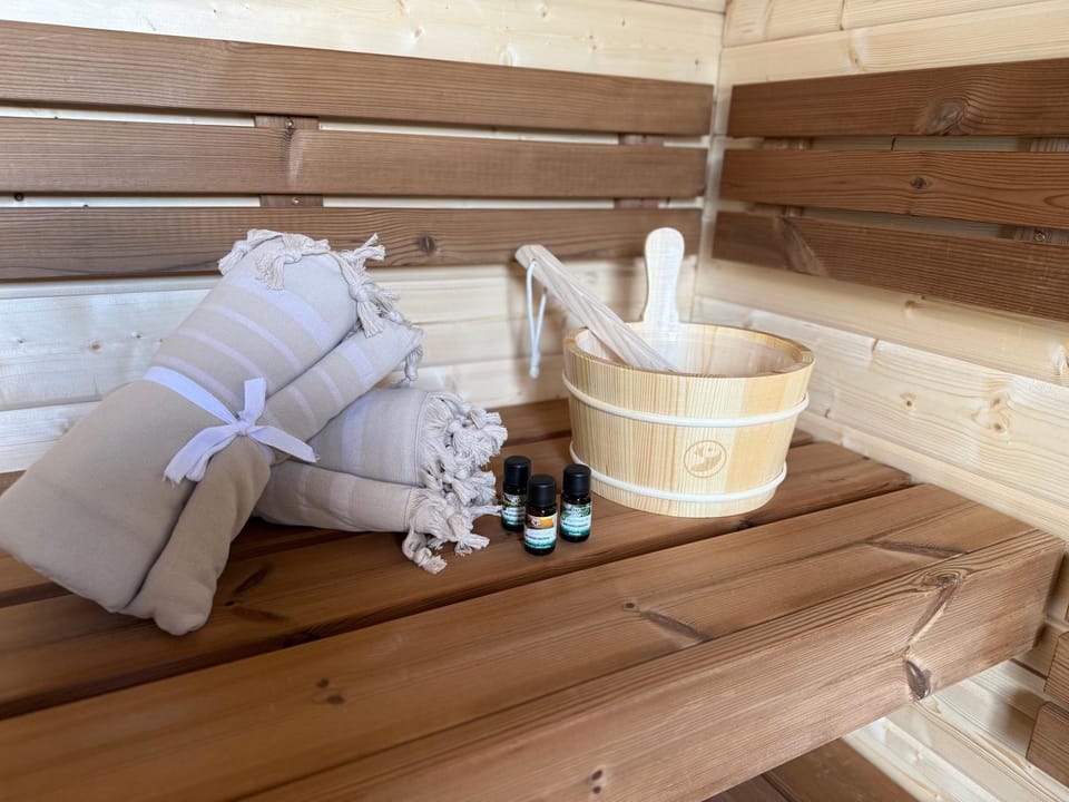 Sauerland Wellness Apartment mit Sauna und Jacuzzi Apartment in Hesse