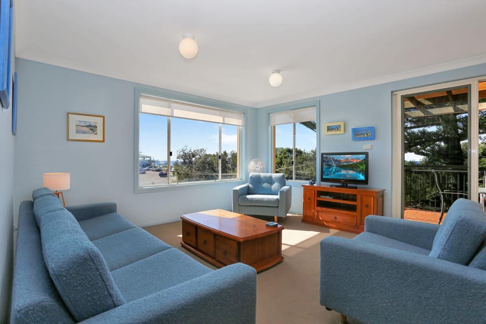 Aquarius Apartment 7 Apartment in Hawks Nest