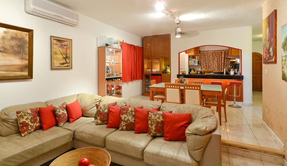 Lounge or bar