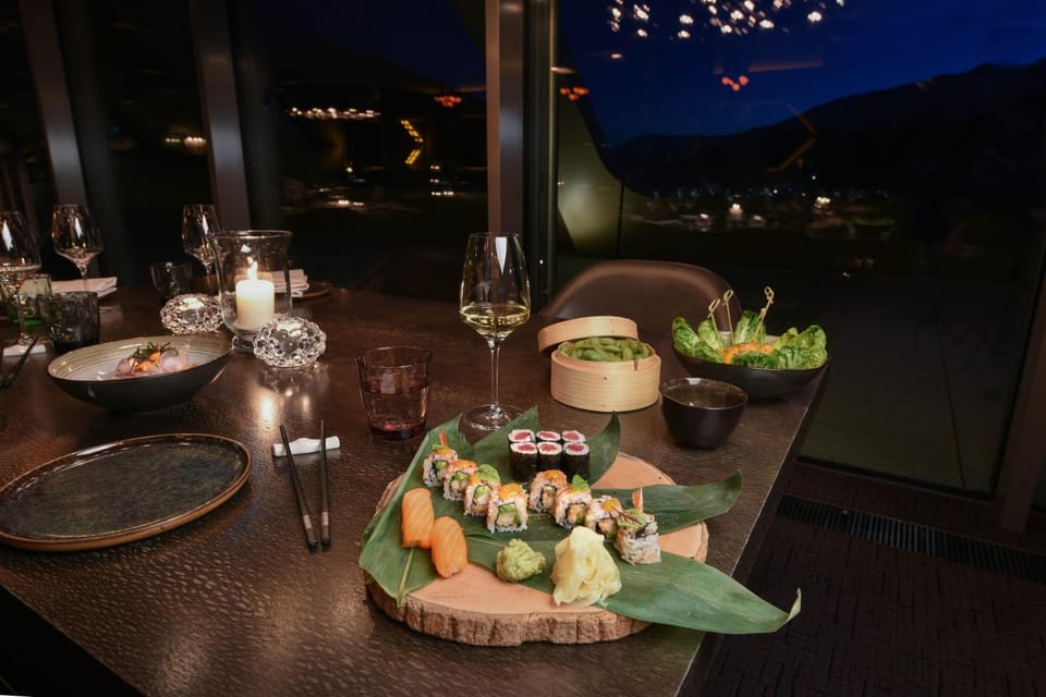 Restaurant/places to eat, Winter, Food