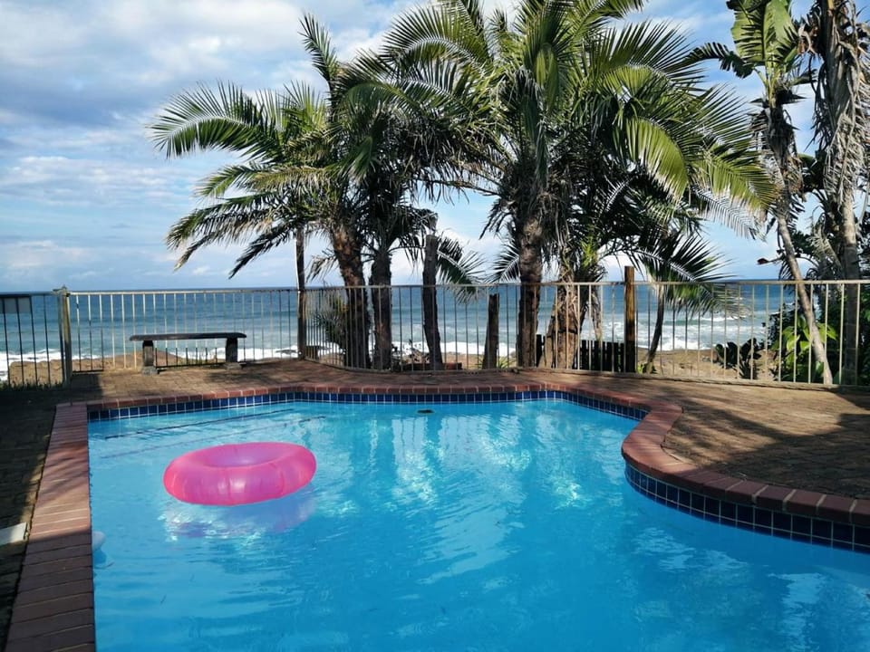 Beach, Swimming pool, Swimming pool