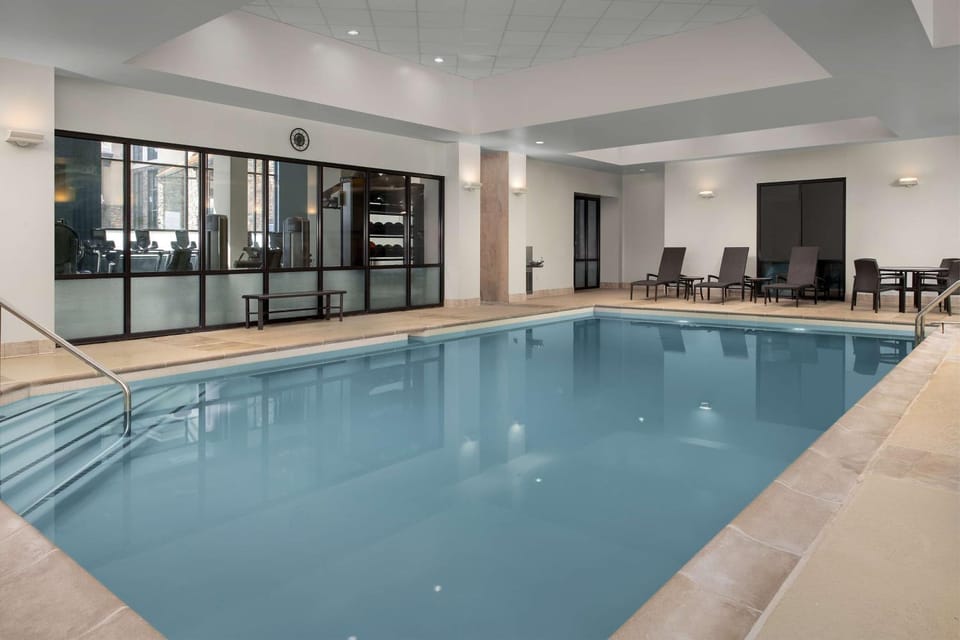 Fitness centre/facilities, Pool view