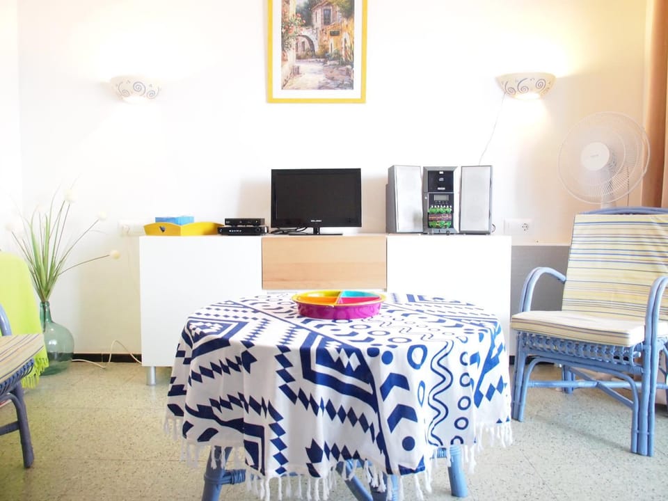 LA PLAGE 30A Apartment in Roses