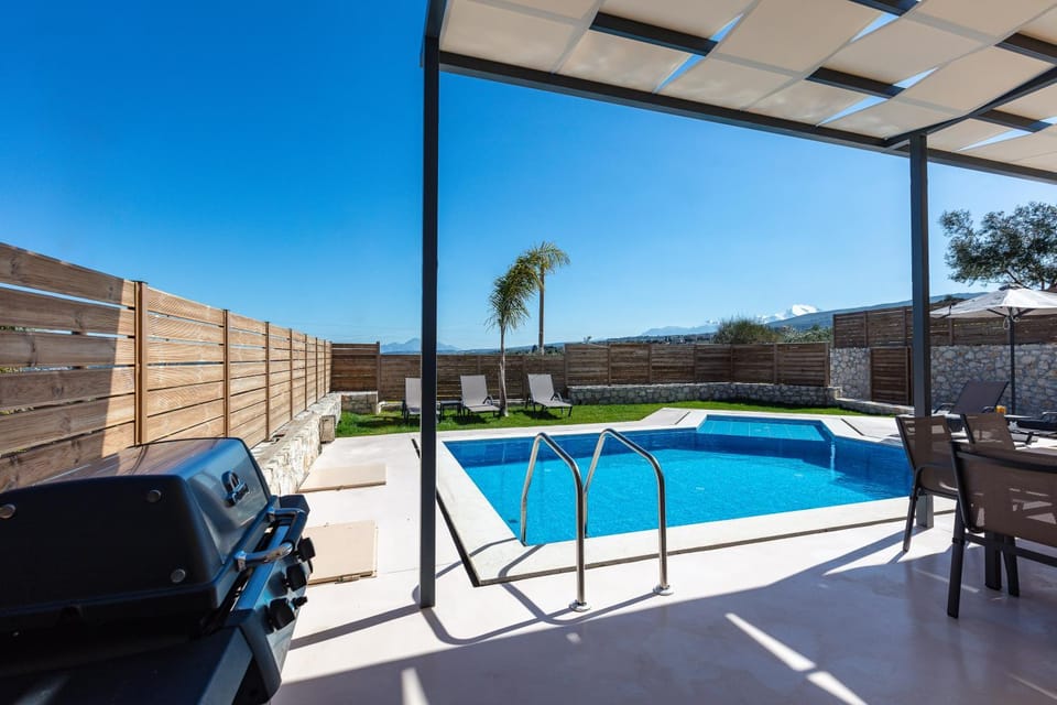 Pool view, Swimming pool, Swimming pool