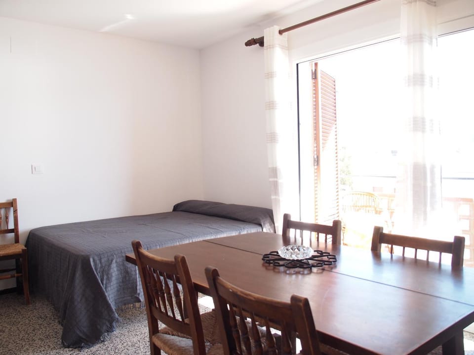 MIRAMAR 33A Apartment in Roses