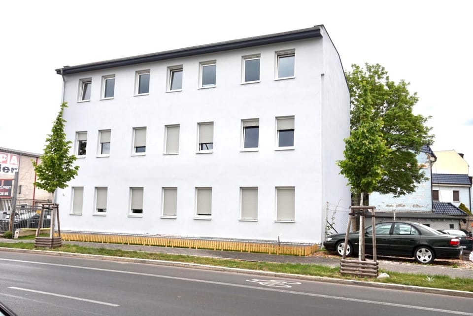 Property building, Street view