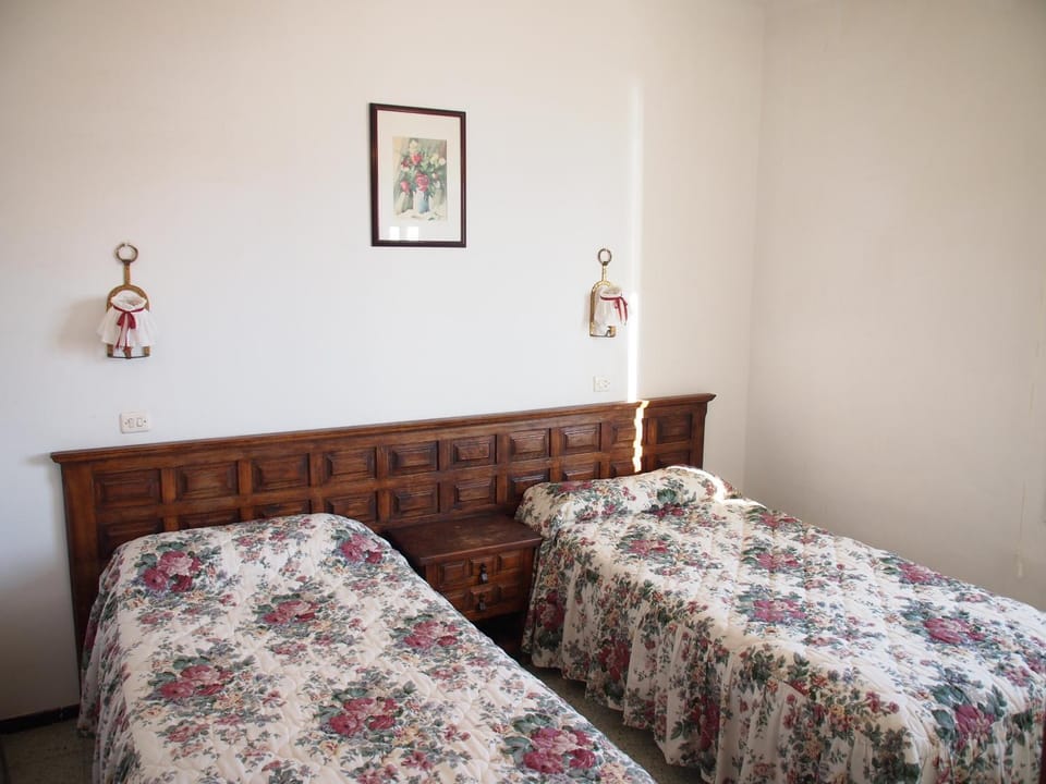 LA PLAGE 29A Apartment in Roses