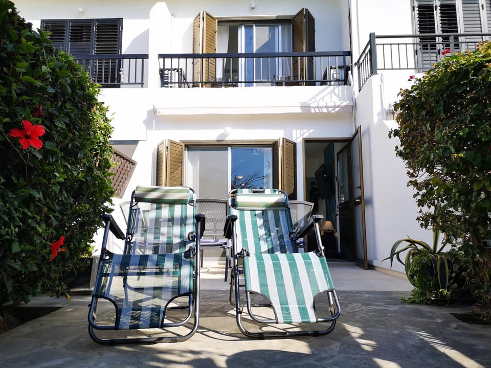 Tedy's Townhouse-Margarita Gardens House in Paphos