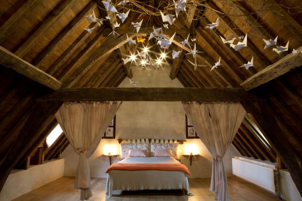 Bed, Bedroom