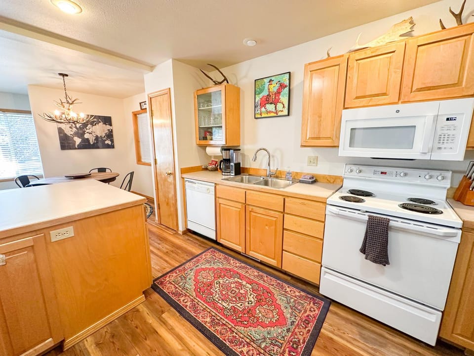 Longhorn Hideaway by Casago McCall - Donerightmanagement House in McCall