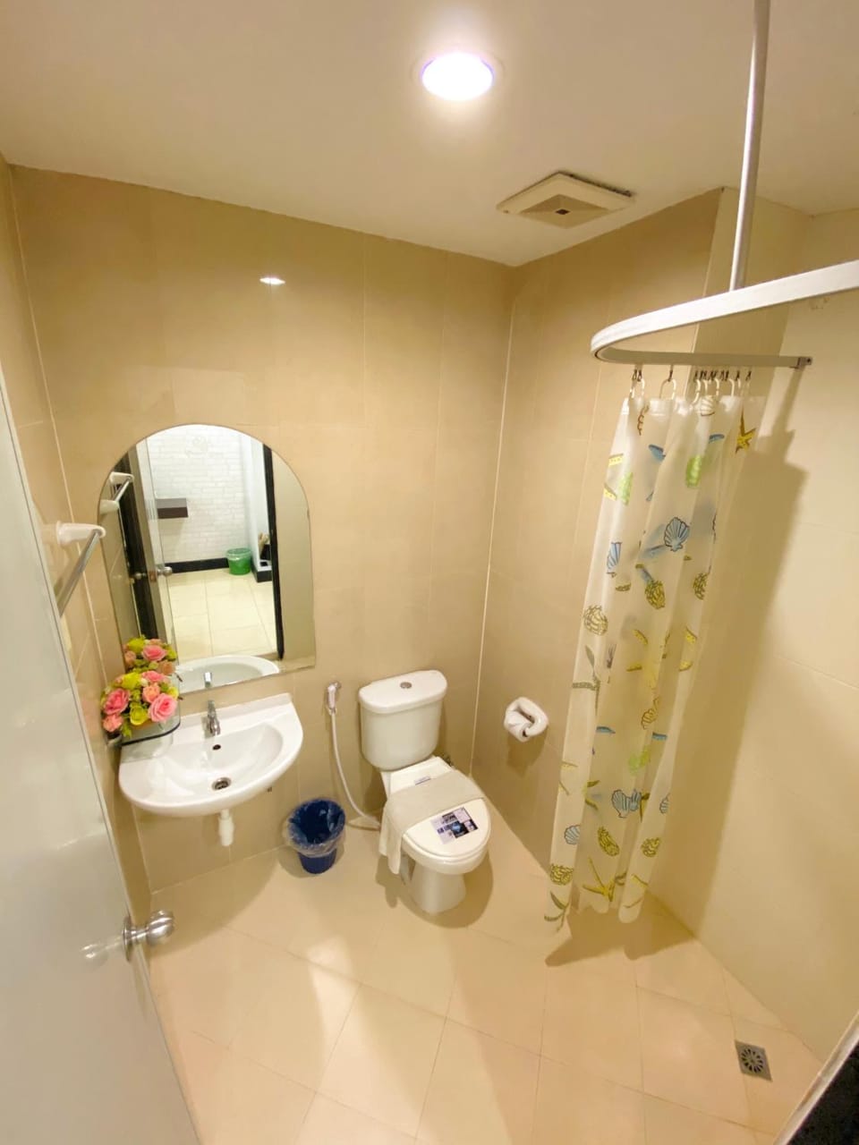 Shower, Toilet, Bathroom