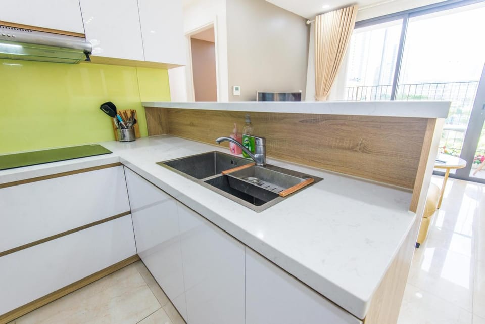 BOM HOMES- VINHOMES D'CAPITAL- SERVICE APARTMENt Apartment in Laos