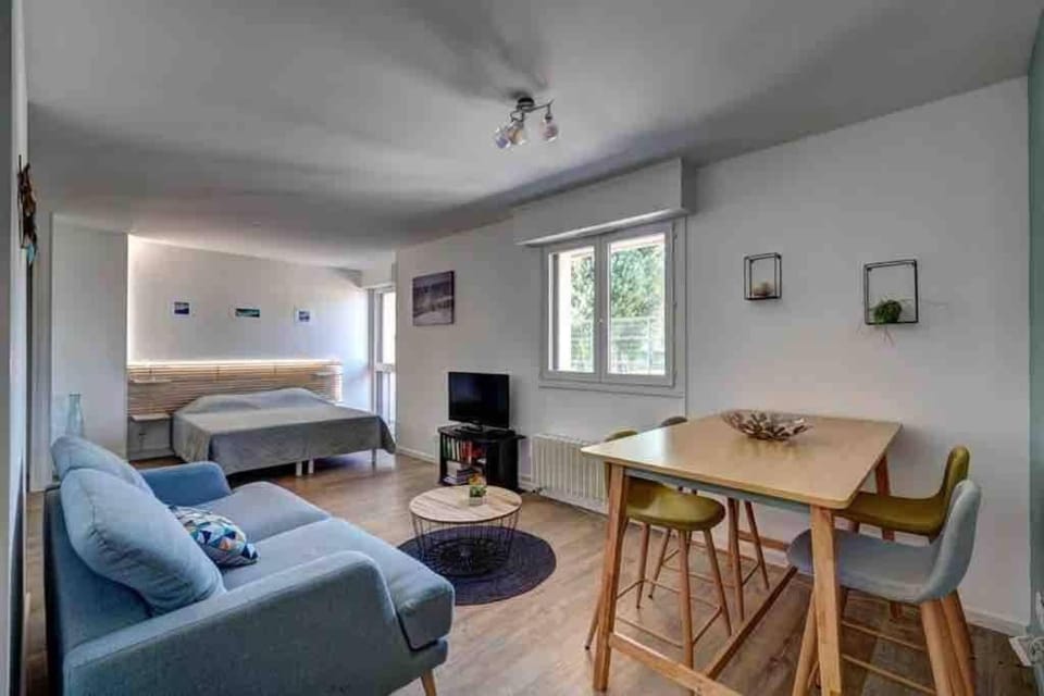LE STUDIO 35 - charme, parking & proche lac Apartment in Annecy