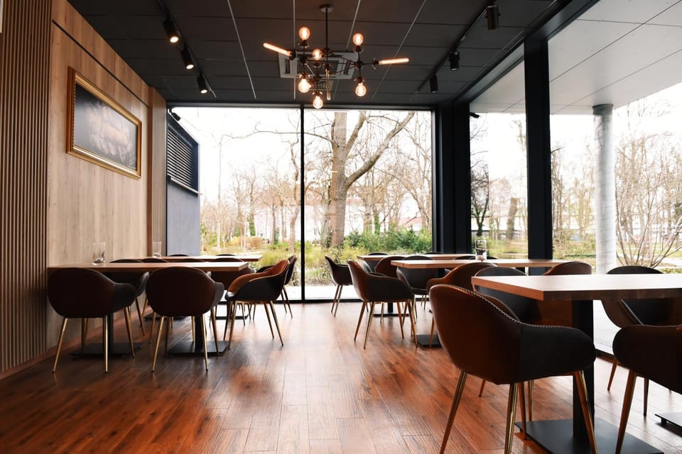 Artisan Park Bed and Breakfast in Poland