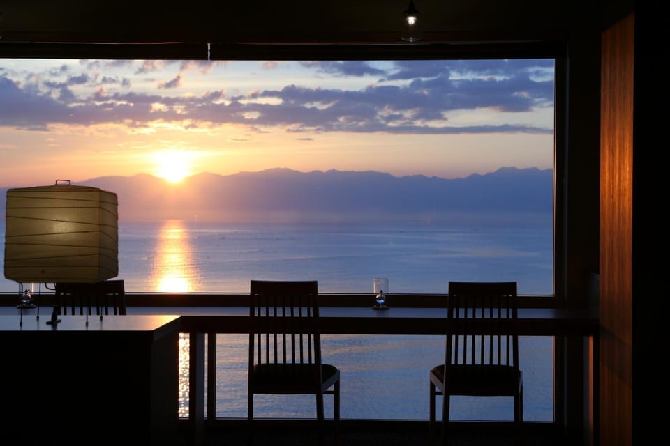 Restaurant/places to eat, Sunrise
