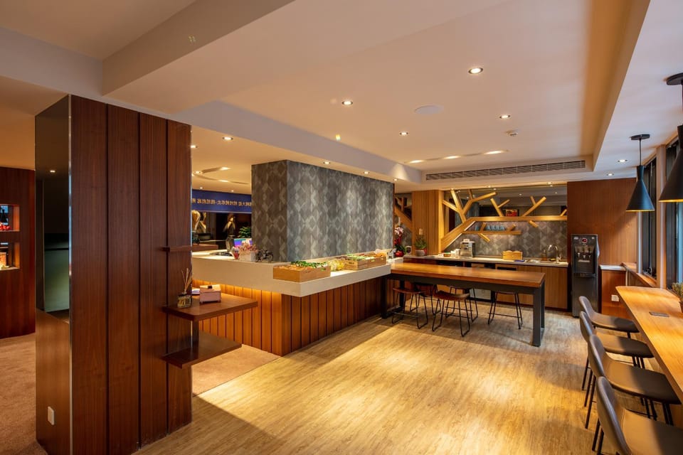 Food and drinks