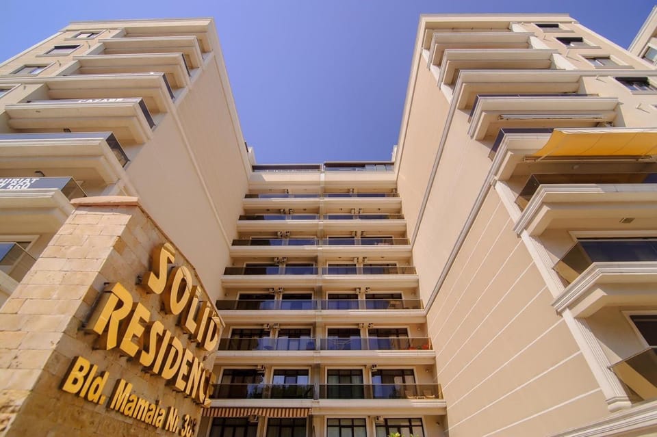 Property building, Day
