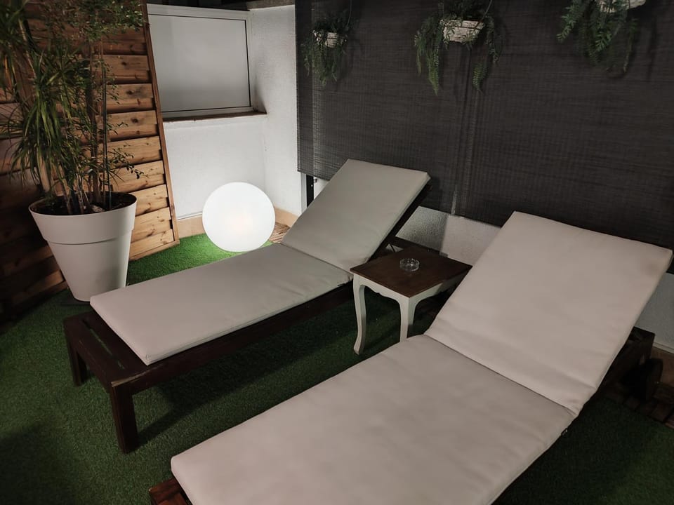 Balcony/Terrace, Balcony/Terrace