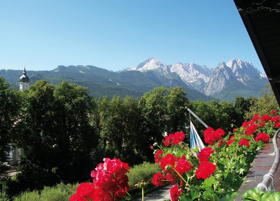 Spring, Day, Summer, Balcony/Terrace, Mountain view