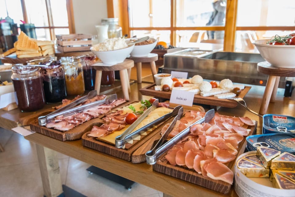 Kedar selo Goč House in Serbia