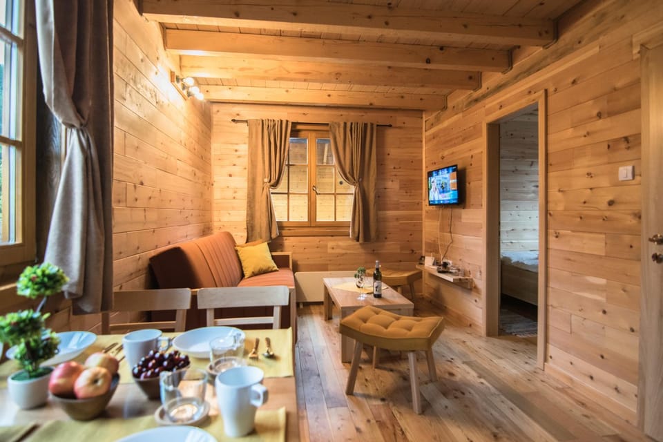 Kedar selo Goč House in Serbia