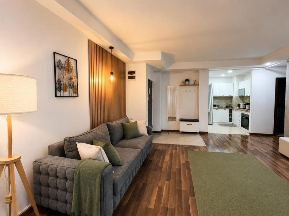 Green Deluxe Apartment Cosmopolis Apartment in Bucharest