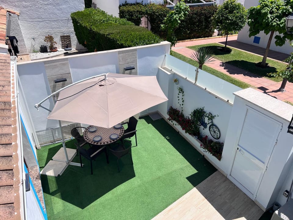 Pirata Bungalow sea front House in Costa del Sol