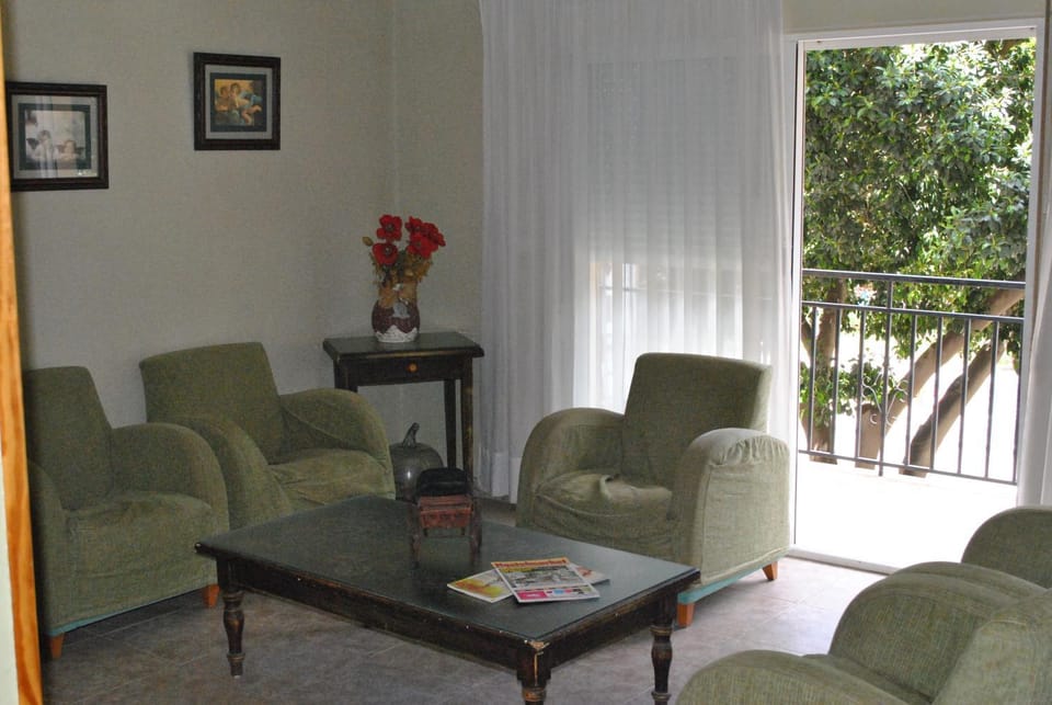 Lounge or bar