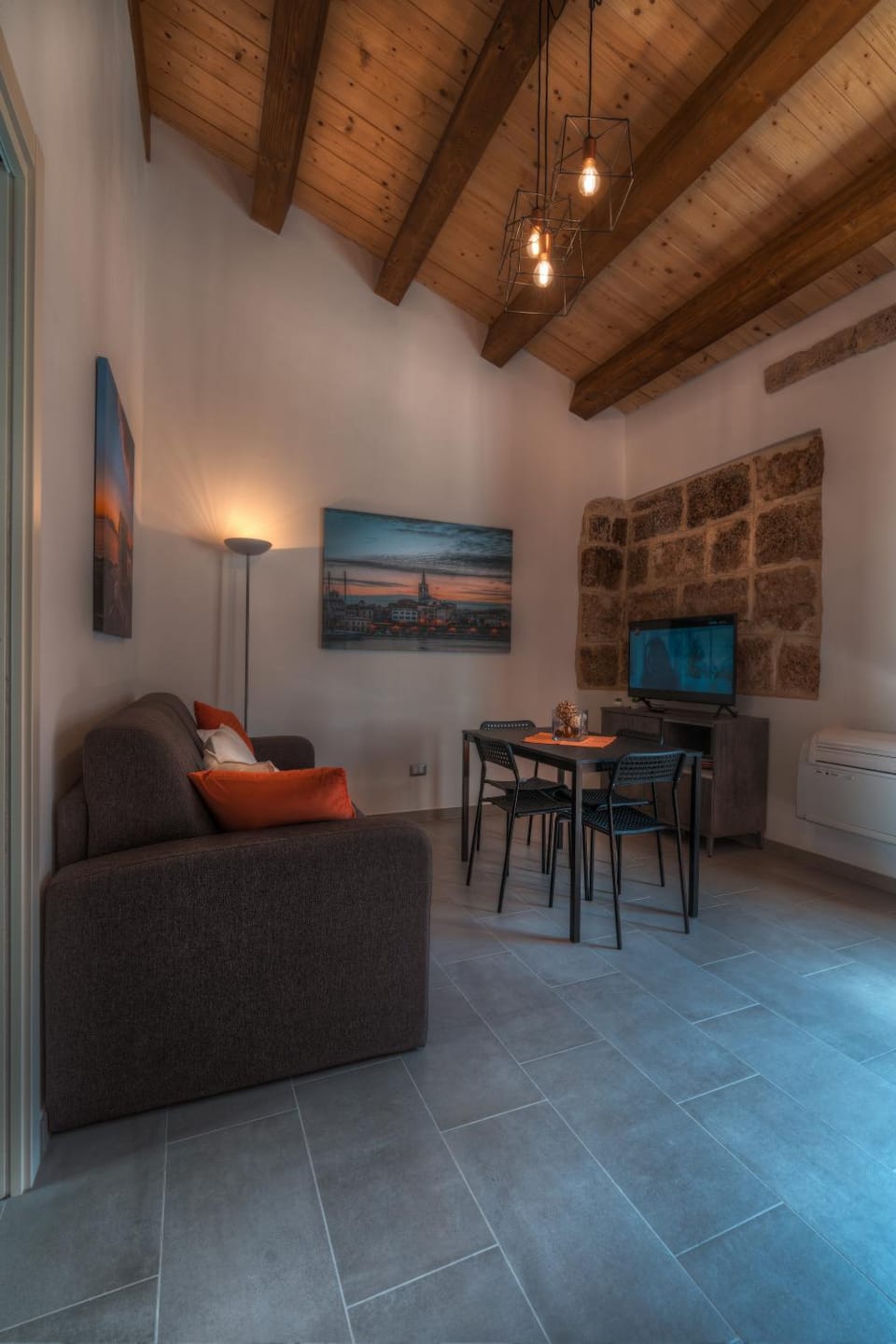 Living room, Dining area