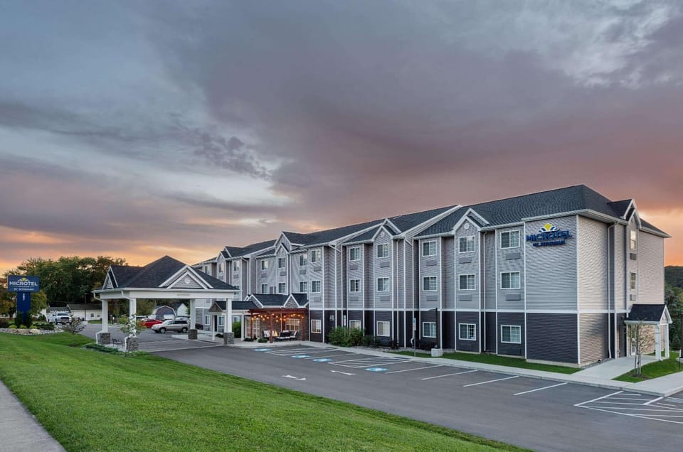 Property building, On site, Time of day, Sunset