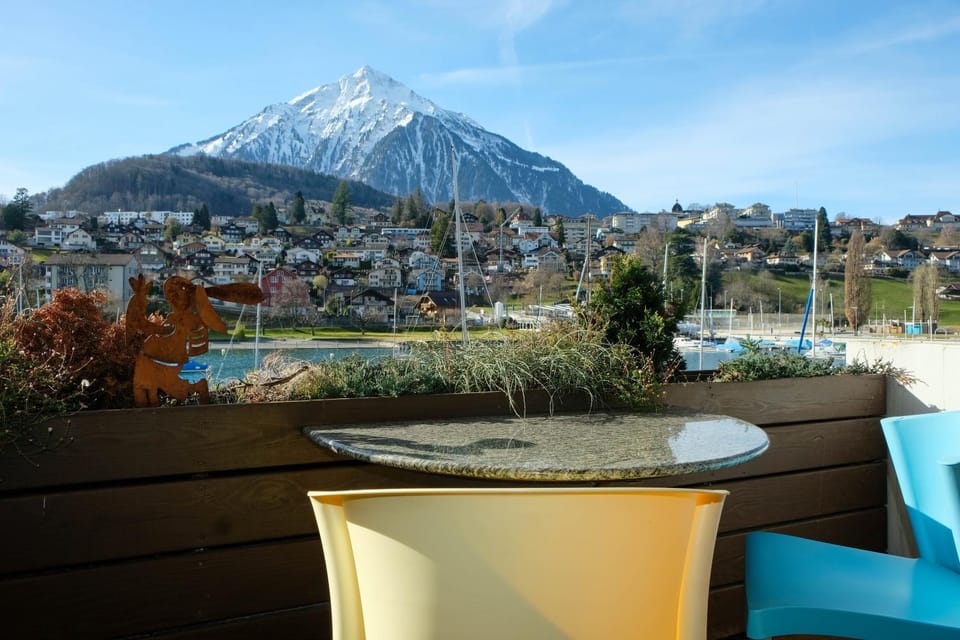 Balcony/Terrace, Balcony/Terrace, Lake view, Mountain view