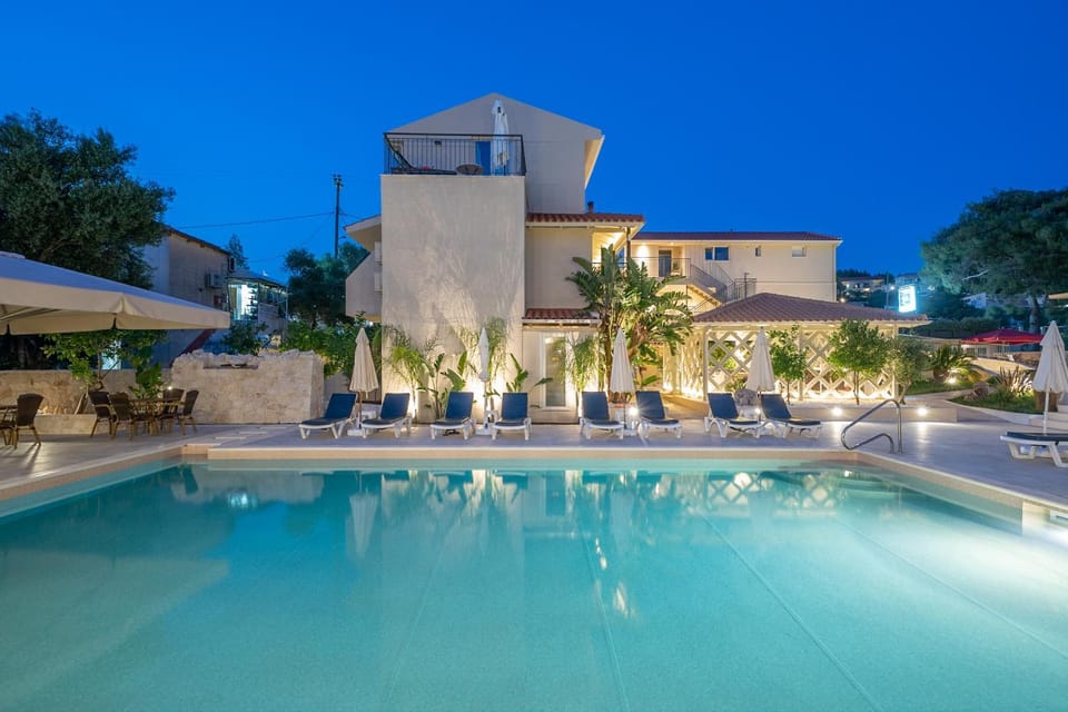 Property building, Swimming pool