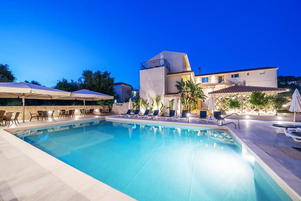 Property building, Swimming pool