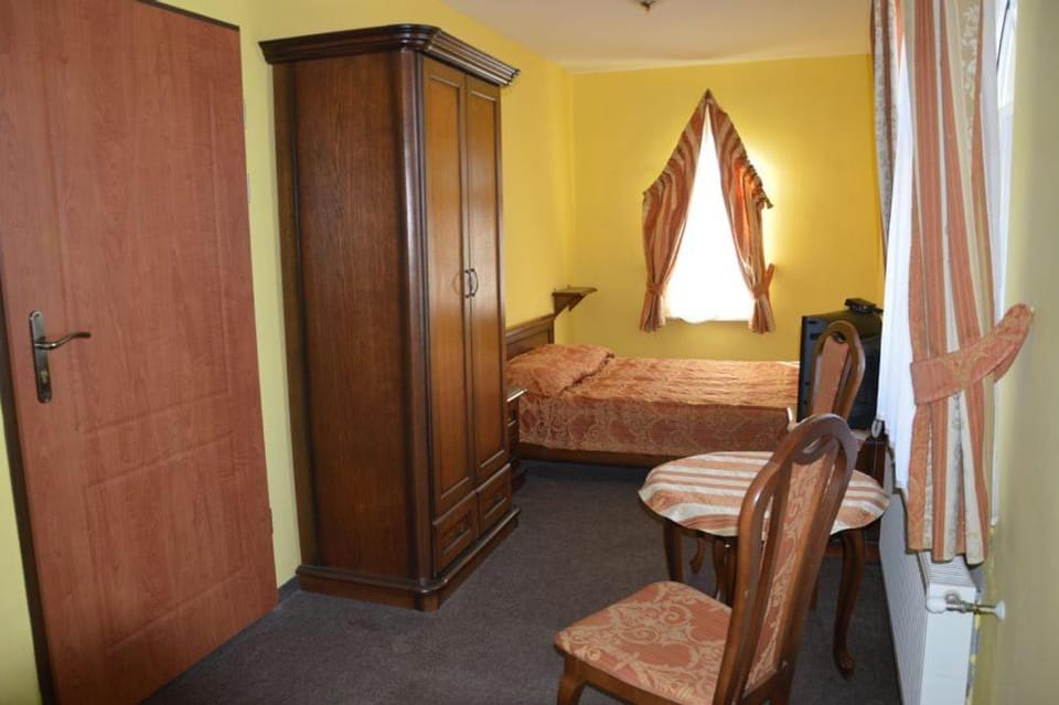 Jurajska Perła Hotel in Greater Poland Voivodeship