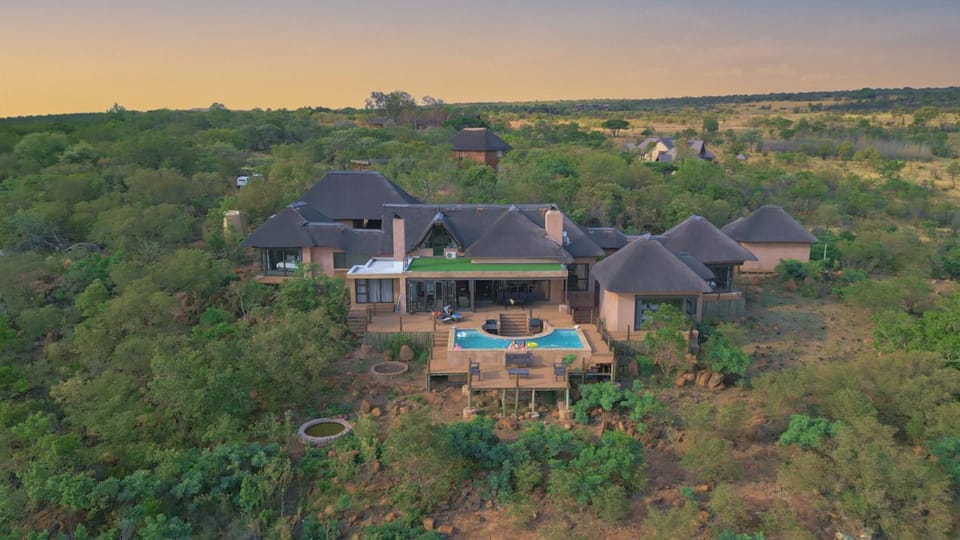 Property building, Bird's eye view, View (from property/room), Swimming pool