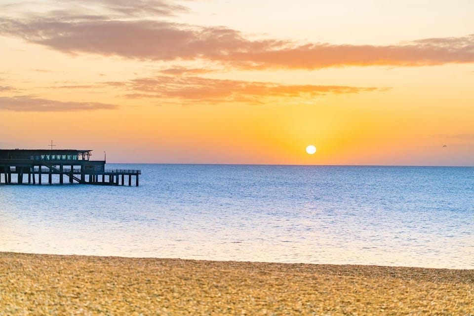 Prince of Wales Terrace by Coaste - stunning sea views Apartment in Dover District