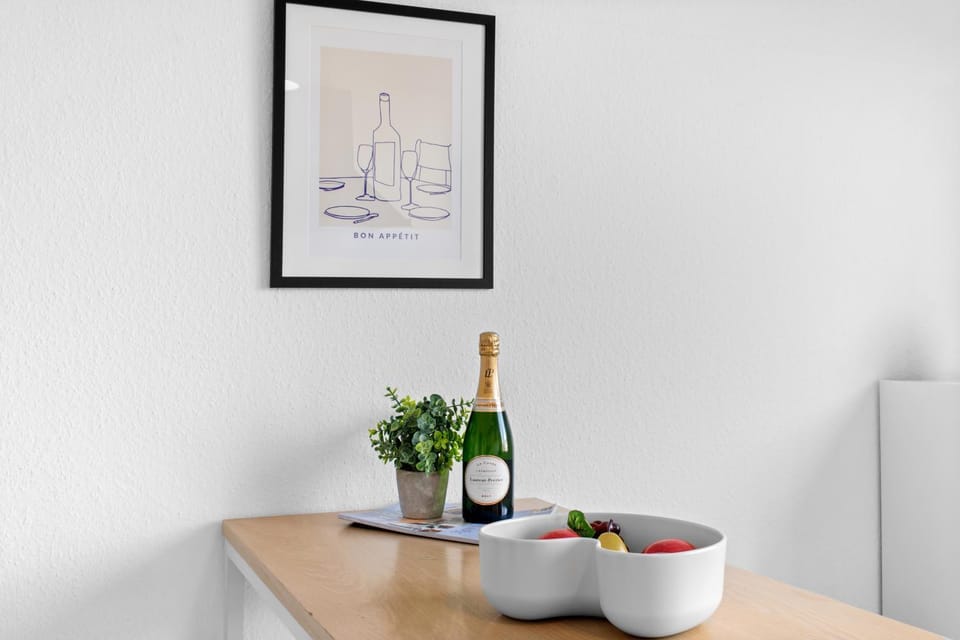 - NEU - Große & gemütliche 3 Zimmer Wohnung Apartment in Frankfurt