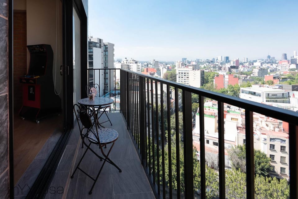 Balcony/Terrace, Seating area, City view