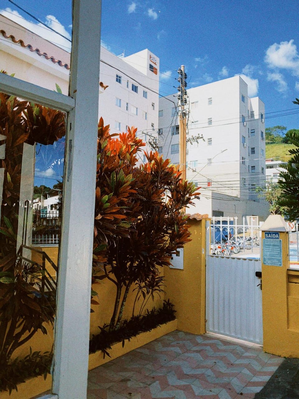 Facade/entrance